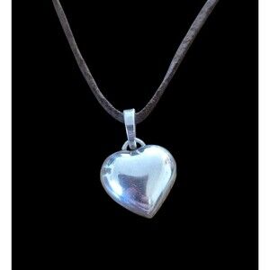 Vintage Sterling Silver Mayan Art Heart pendant Necklace